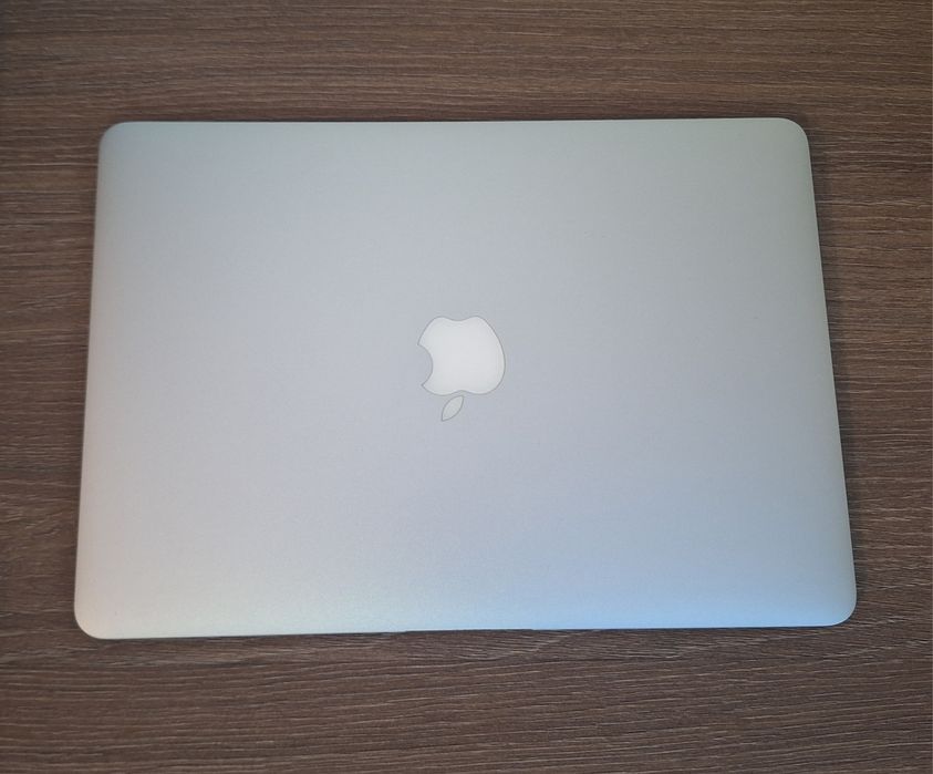Laptop Macbook Air 13" Early 2015 Intel I5 8GB Ram 256GB SSD Ca Nou