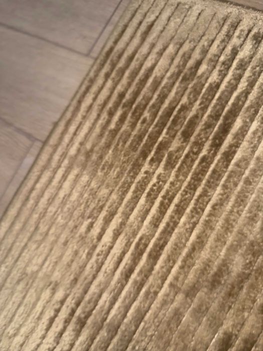 Продам ковер, 3/4 в отличном состоянии