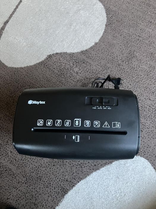 Шредер за документи