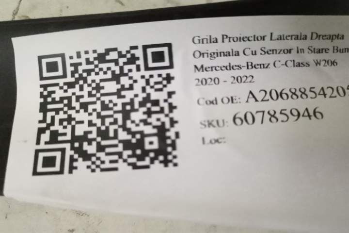 Grila Proiector Laterala Dreapta Originala Cu Senzor In Stare Buna Mer