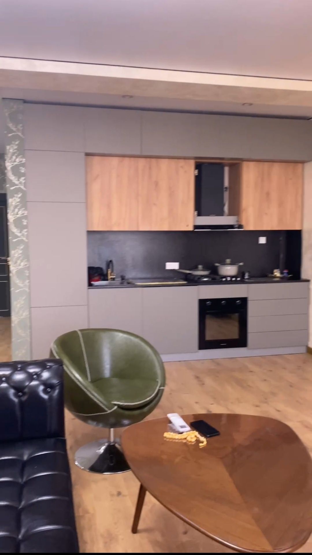 Продаётся Сергели 3А 3/9/9 кв.м 105 Ев.рем с.меб.тех цена 105000