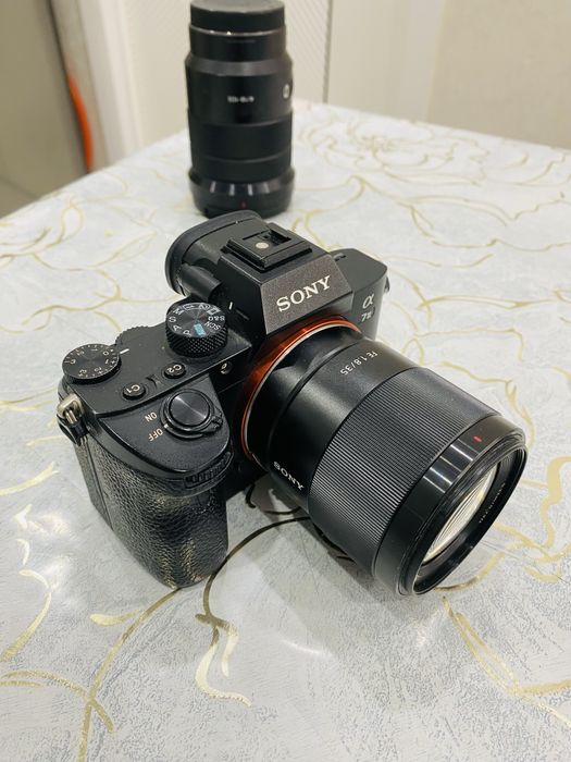 Sony a7 iii + sony 35mm f/1.8