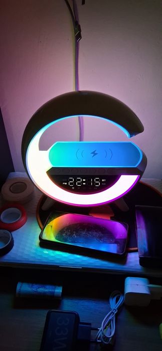 Wireles charge RGBW ,blutot ,clock ,usb ,sd ,tip-C