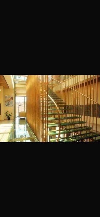 Închiriez post lucru