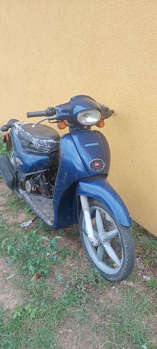 Scutere de vânzare