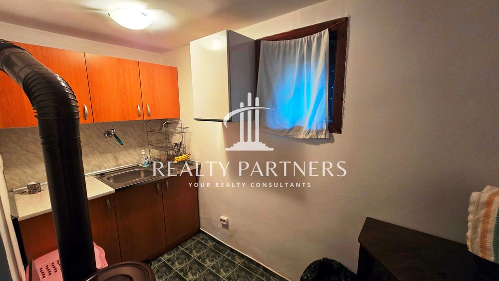 Къща в с. Дивотино област Перник