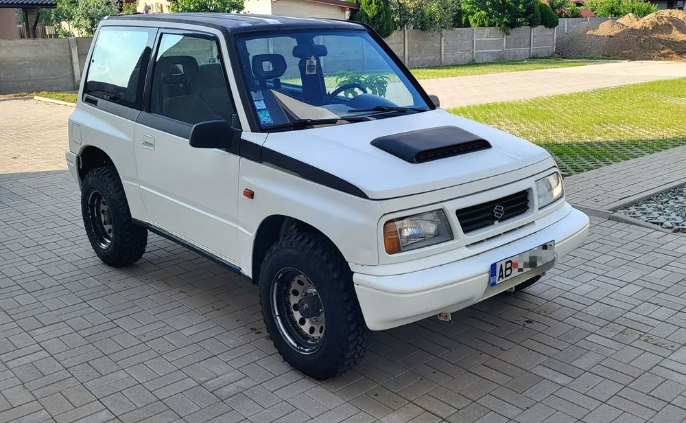 Vând Suzuki Vitara 1.9 diesel 4x4