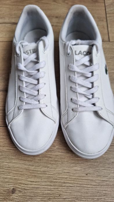 Маратонки Lacoste!