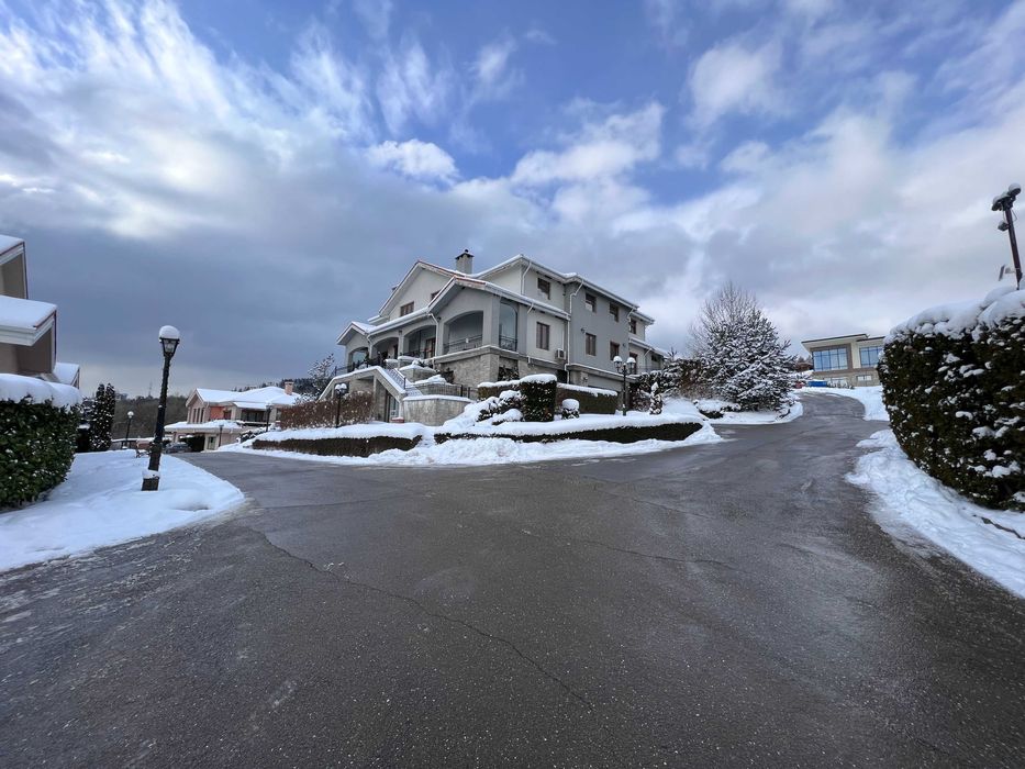 Снегопочистване от Mr.Donchev