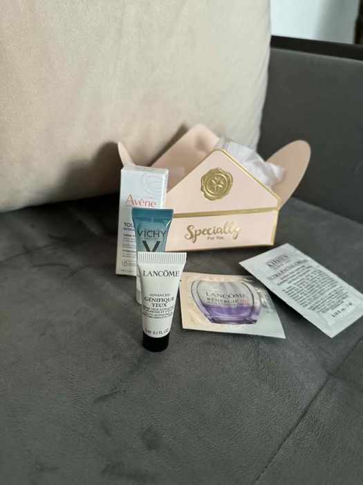 Set lancome calatatorie