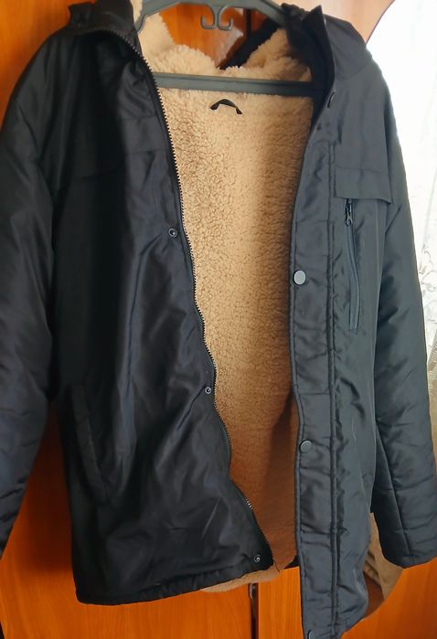 Vând IEFTIN Geaca B blanita