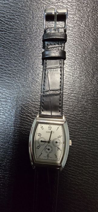 Ceas dama Gucci curea piele