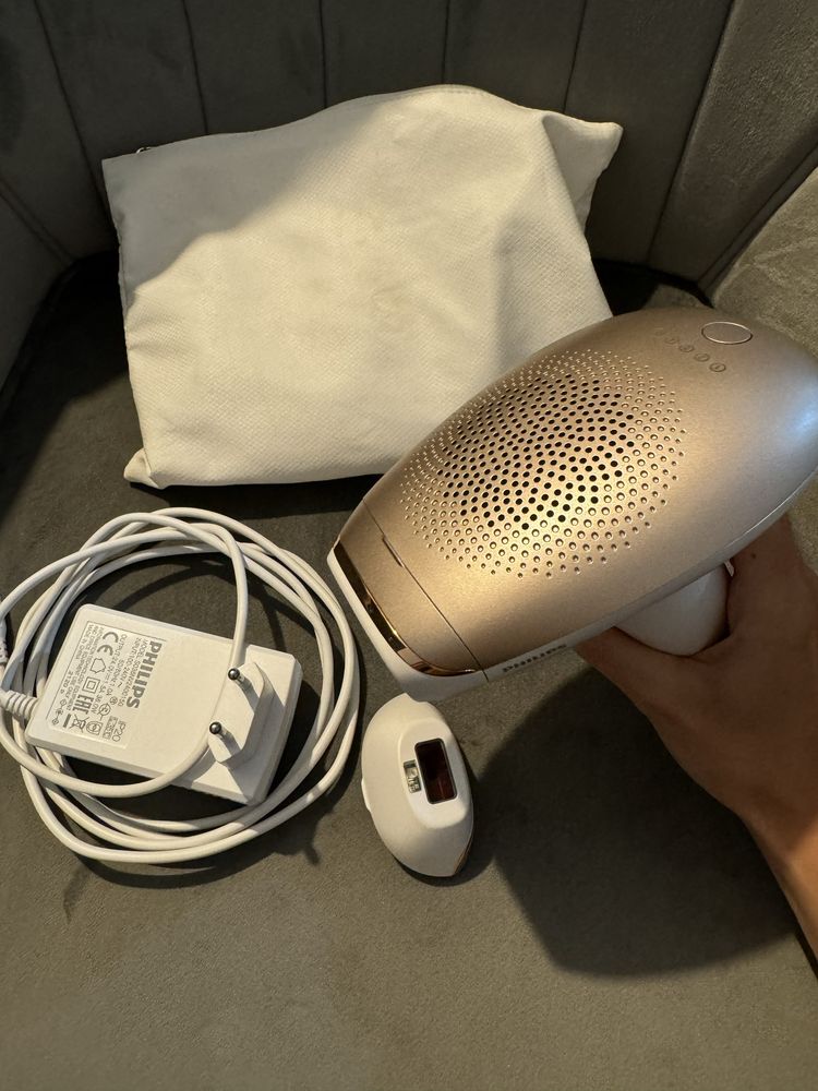 Фотоепилатор за обезкосмяване Philips
