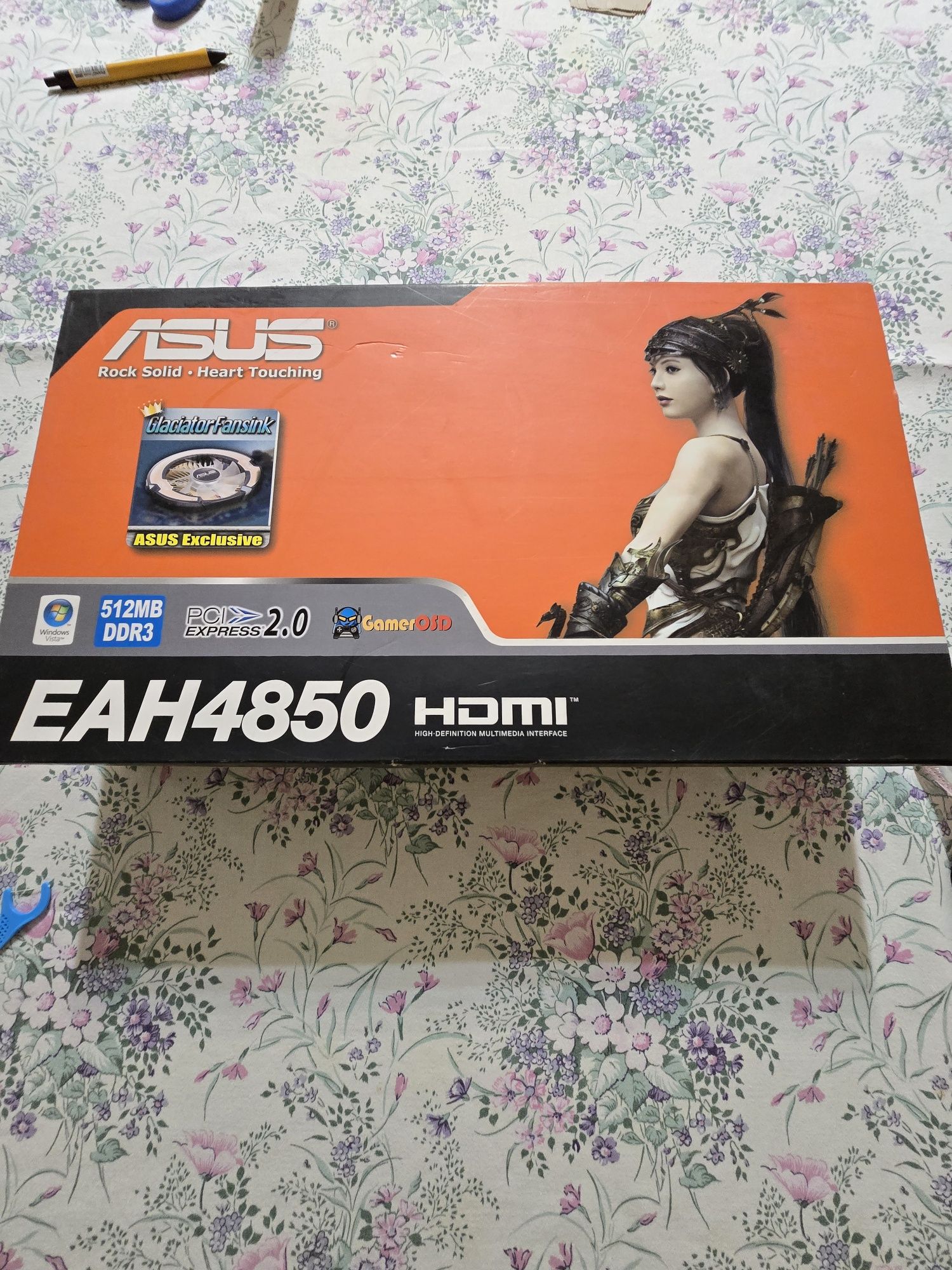 Продавам видео карта  asus