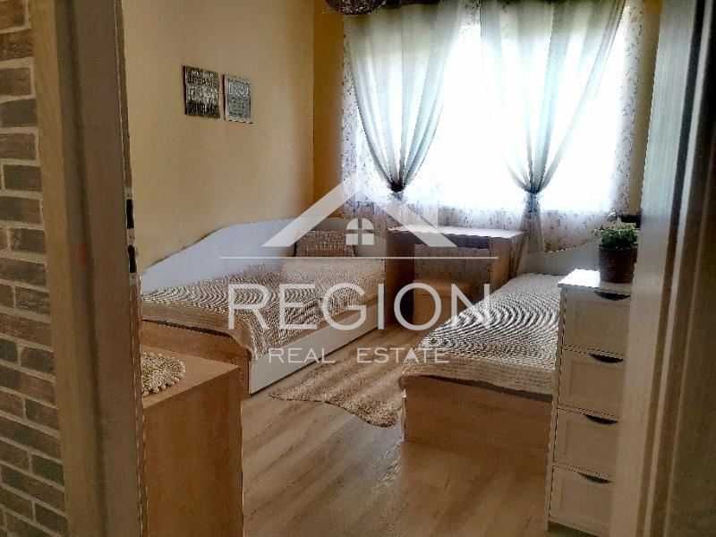 Дава се под наем Тристаен апартамент в Варна, Цветен квартал - 100 кв.м за 612 € - Снимка #6