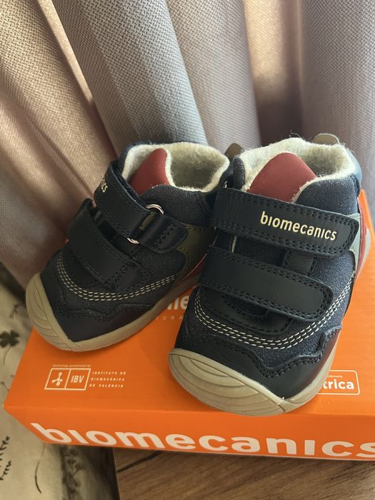 Обувки Biomechanics
