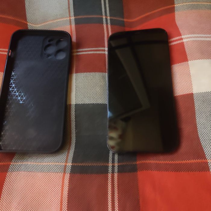 Vând iPhone 12 pro max