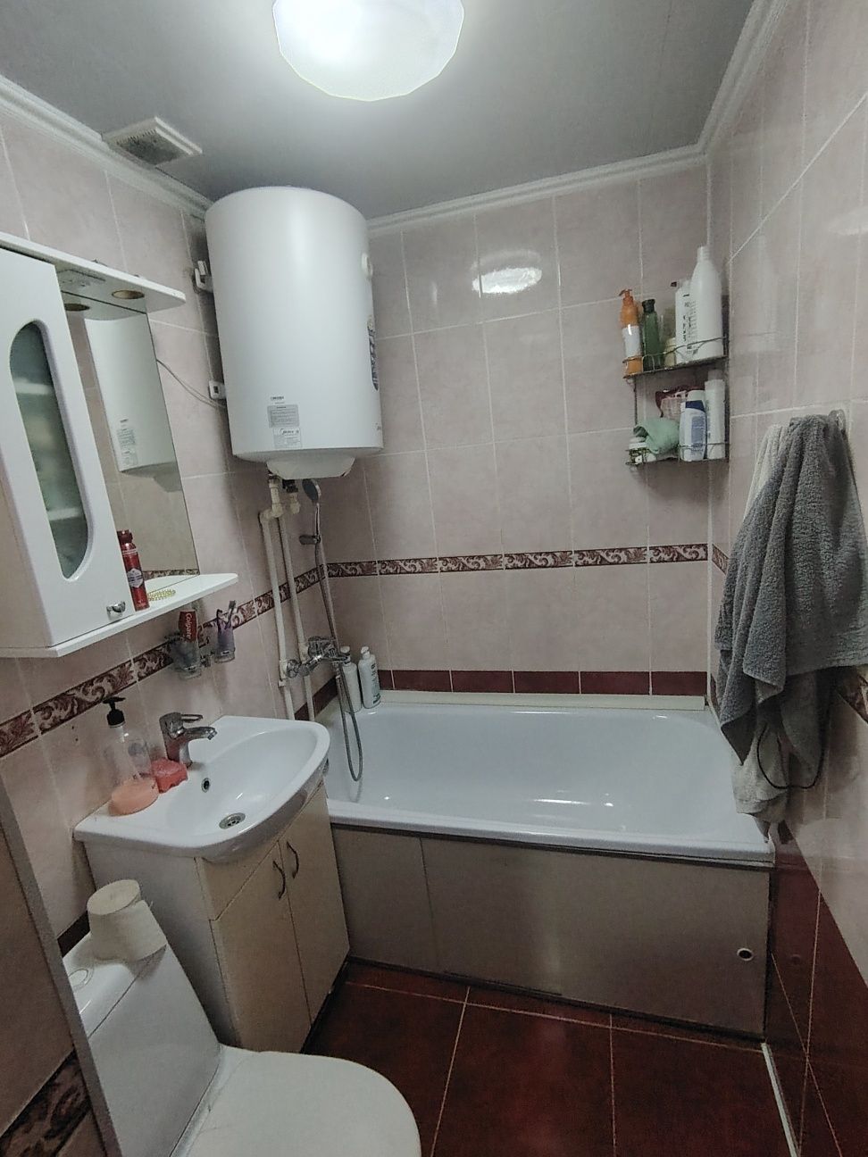 Продается 2ком квартира