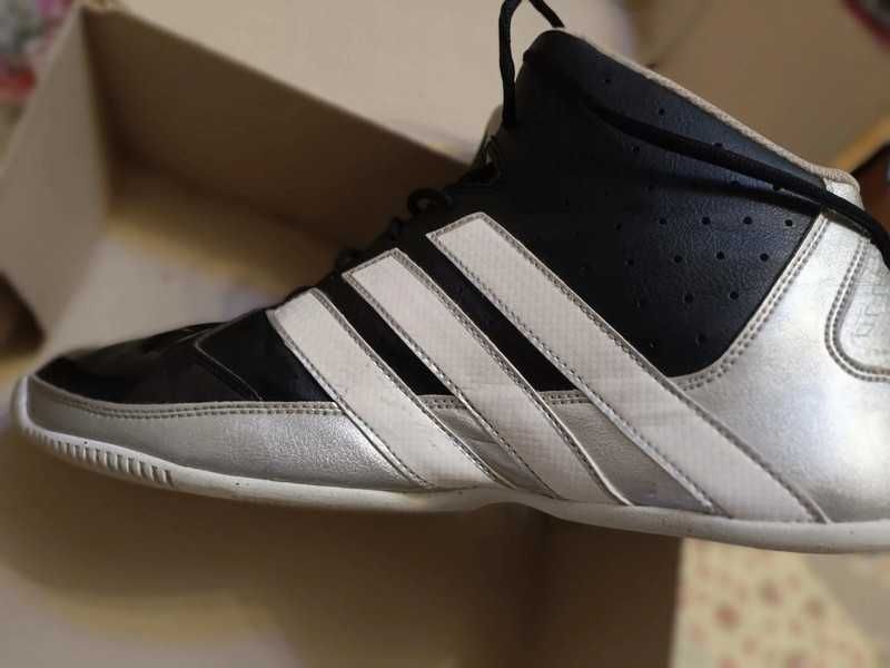 Baskettball Adidas Commamder TD 5 - 49.5cm