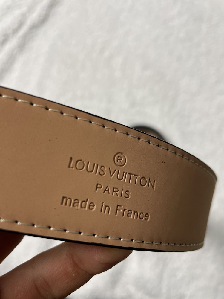 Curea Louis Vuitton 110 cm