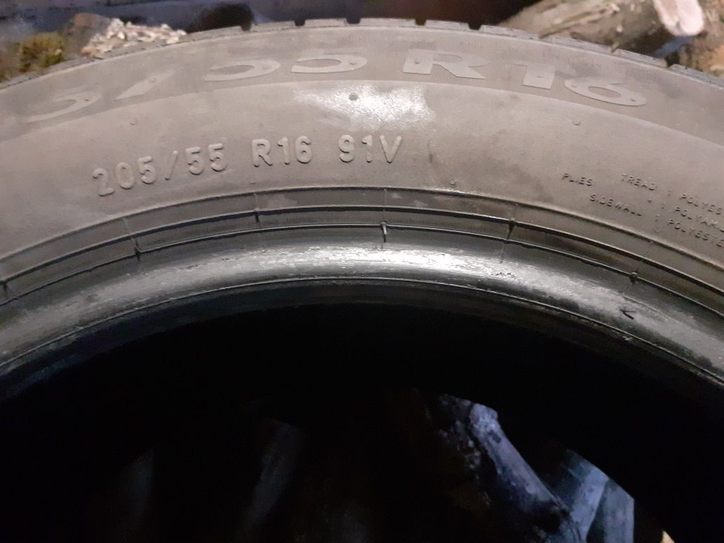 Продавам гуми 205 55 16 pirelli dot 21  .джанти 16 и тазове за ауди