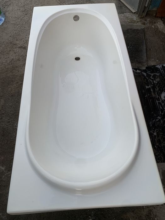 Ванна керамическая
