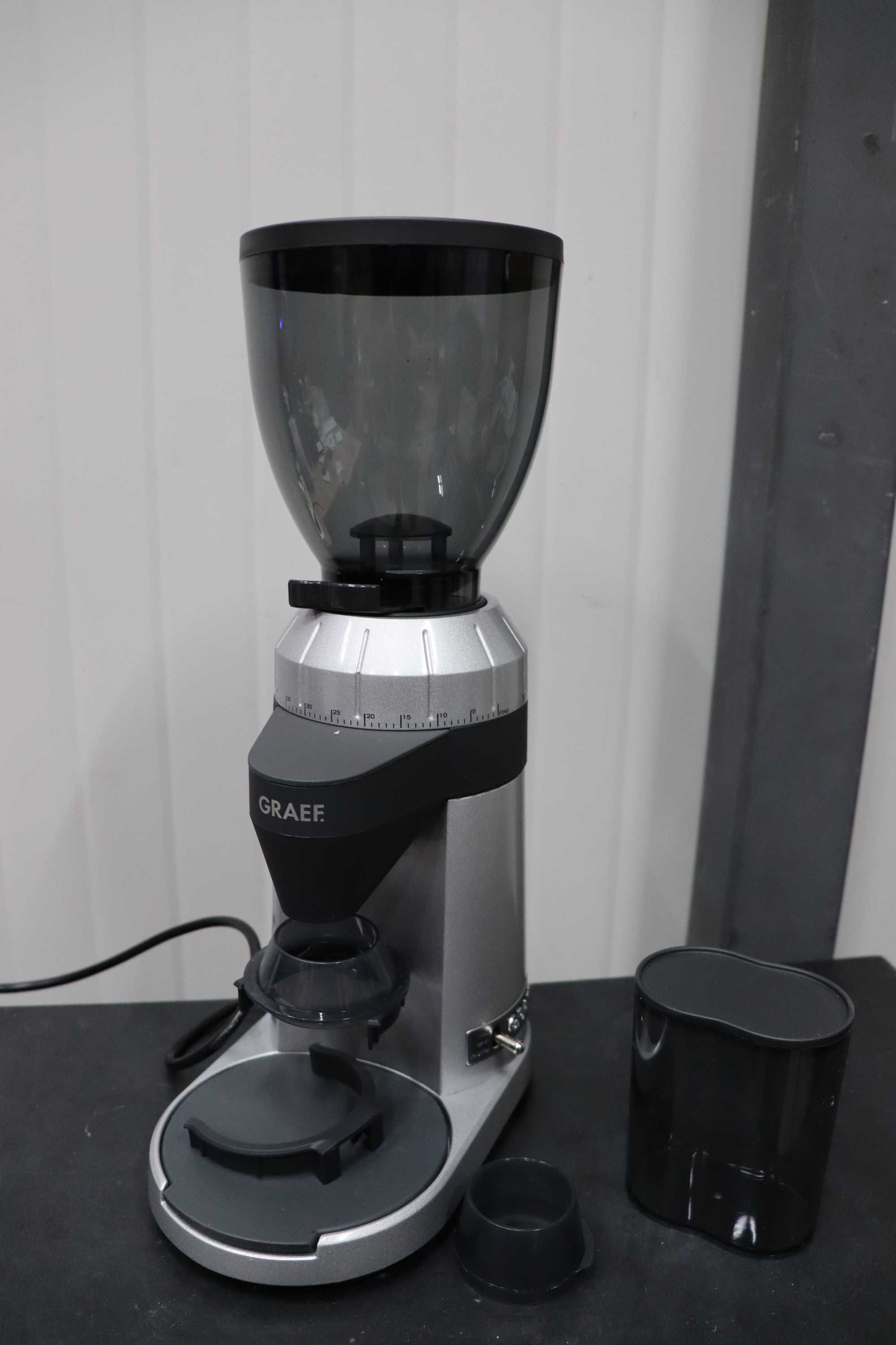 GRAEF CM900 Кафемелачка,Автоматично порциониране,40 степени на смилане