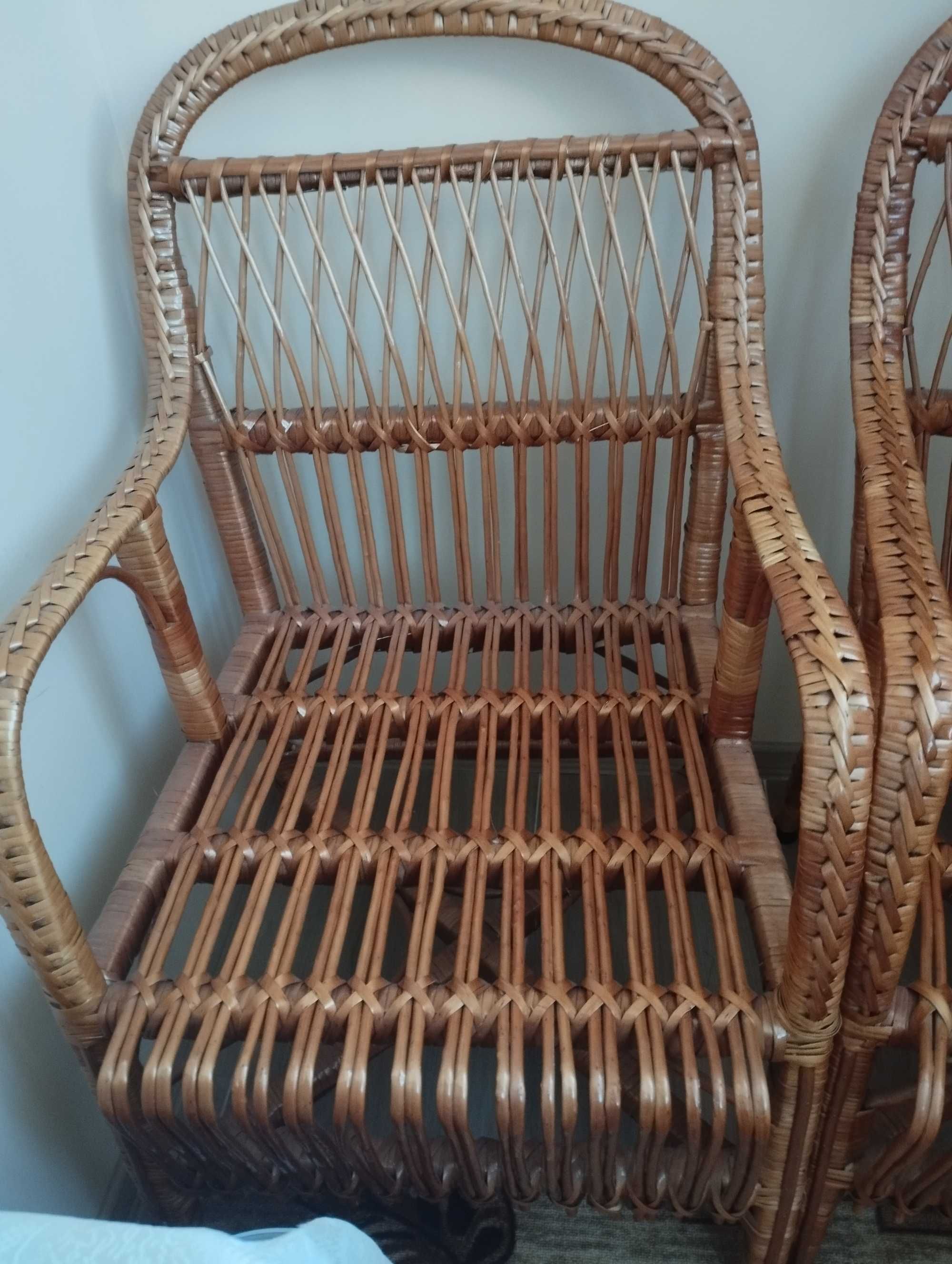 Столове от ратан