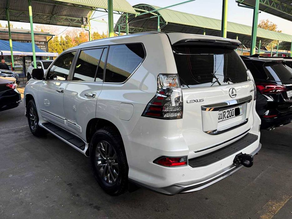 Lexsus GX 460 Dubai Version 4x4 идеал ҳолатда сотилади!
