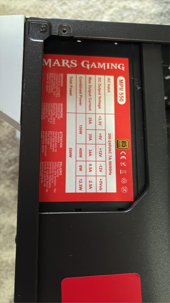 Unitate PC si monitor