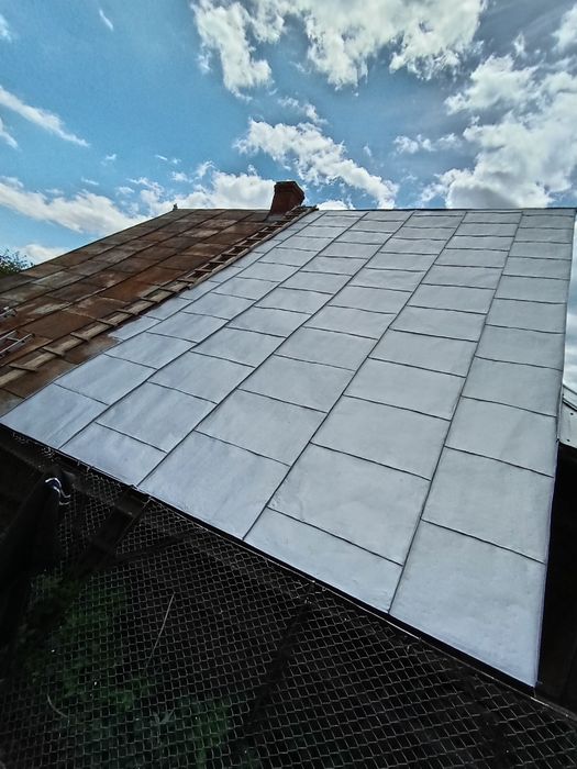 Vopsim tablă pe case garduri etc