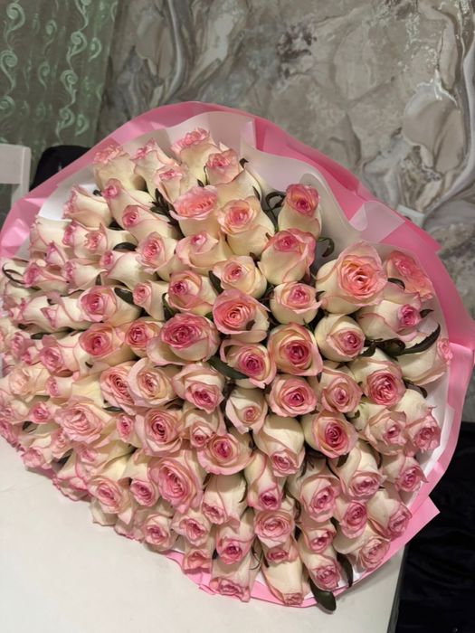 Голландские розы 101шт свежий