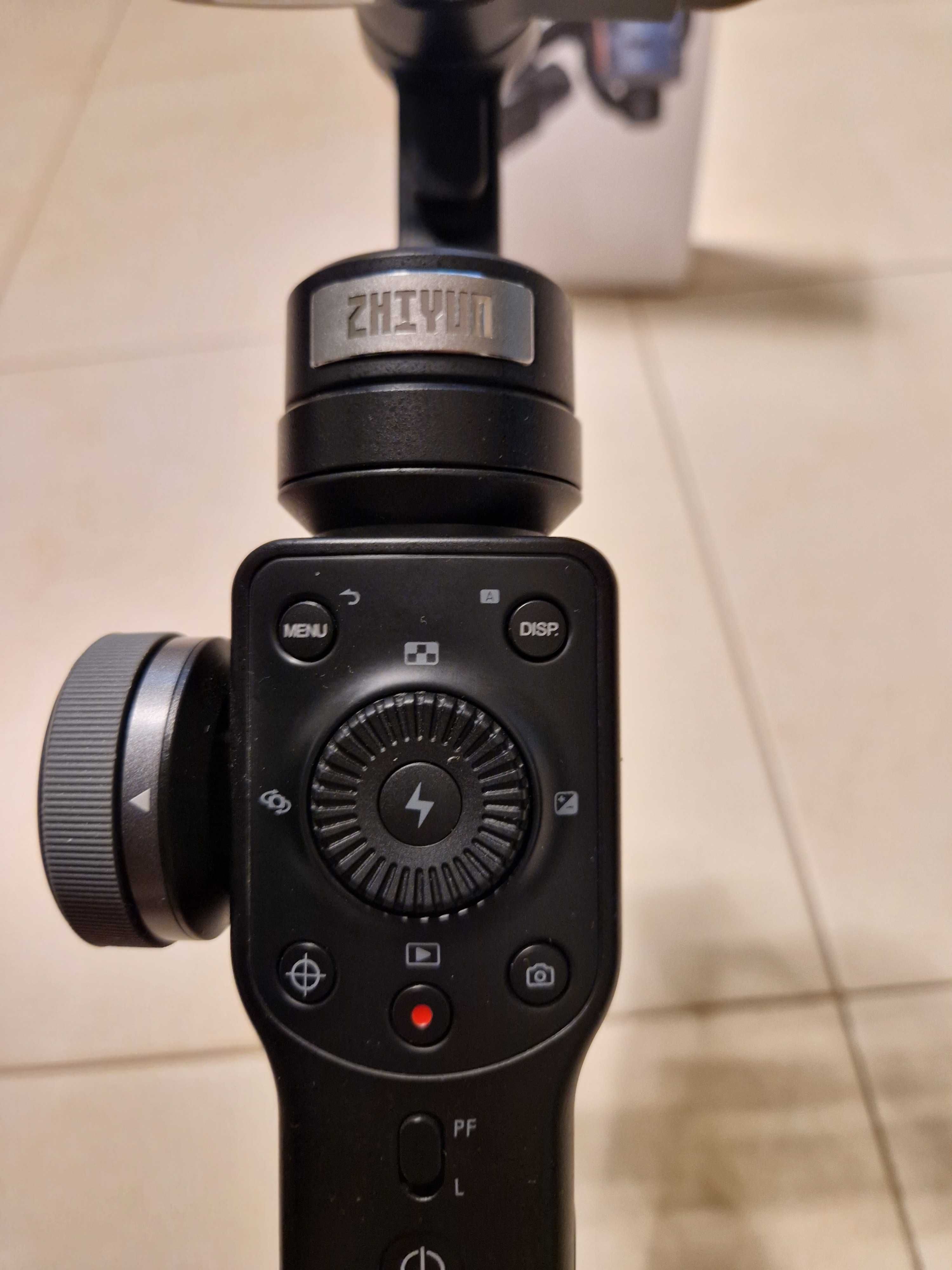 Стабилизатор за смартфони-Гимбал- Zhiyun-Tech SMOOTH 4