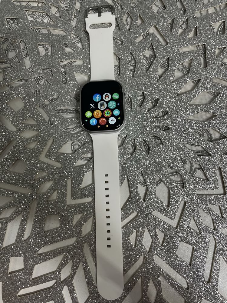 Смарт часовник smart watch