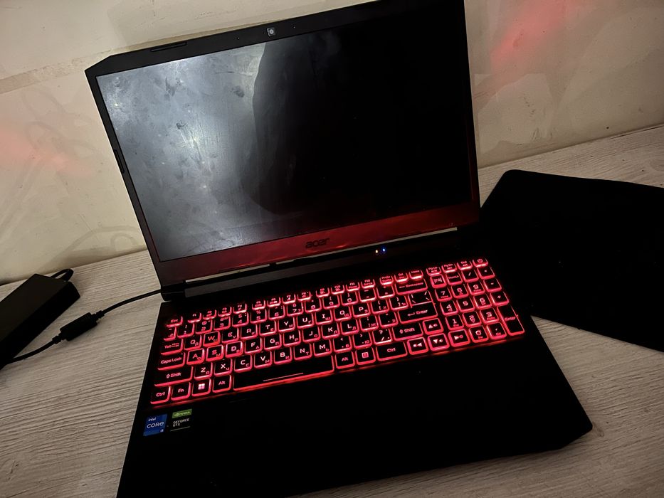 Acer Nitro 5 AN515-57 игровой ноутбук в отличном состоянии