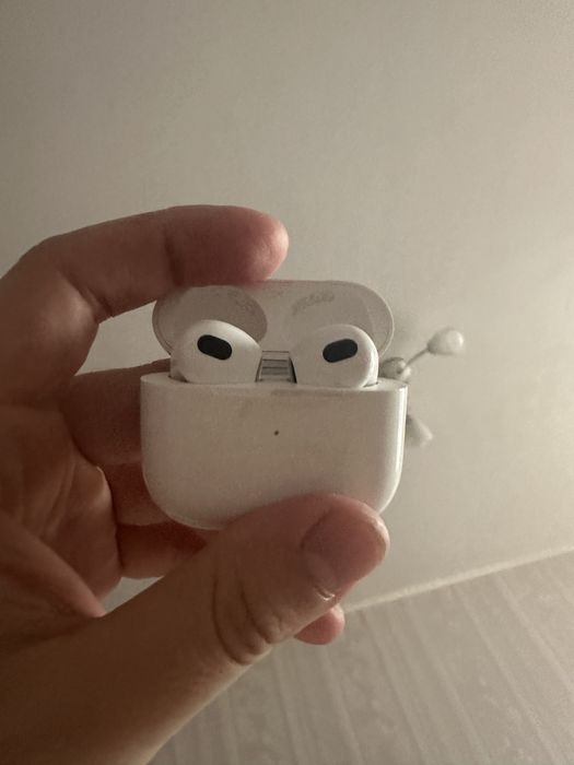 Airpods 3 в отличном состоянии