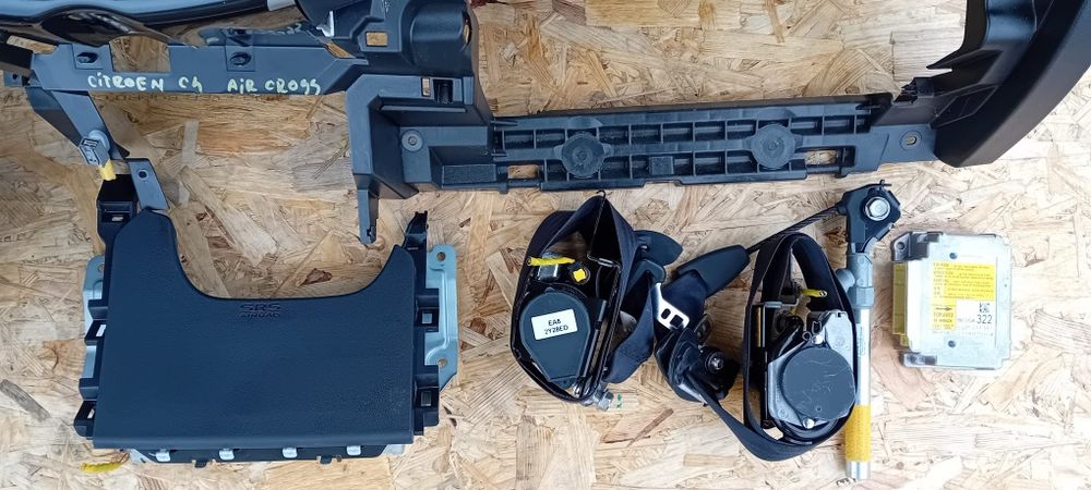 Kit planșă bord Citroen C4 Aircross airbag volan/ genunchi + centuri
