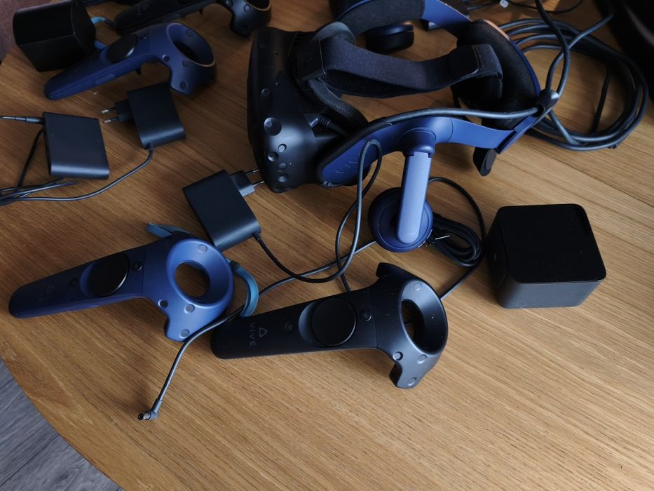 Headset VR   HTC Vive pro 2