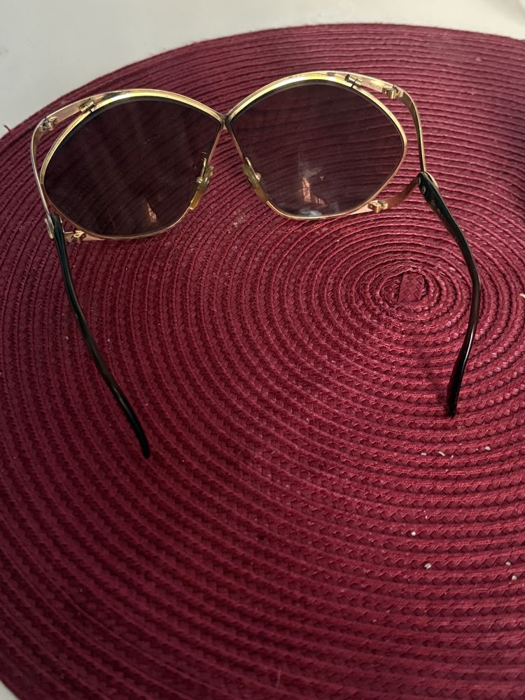 De vanzare ochelarii originali Christian Dior
