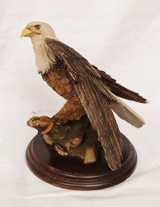 Figurină decorativă Vultur din Colecția Country Artist, din rășină