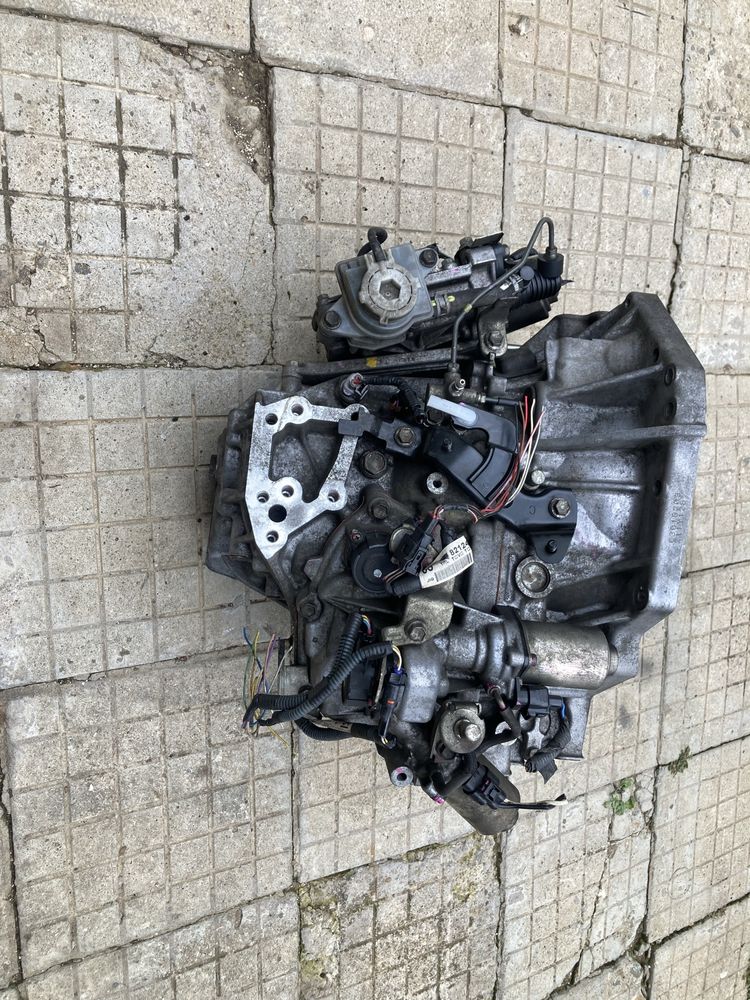 Автоматична скоростна кутия за тойота/Toyota 1.4D4D 90кс 09-12г