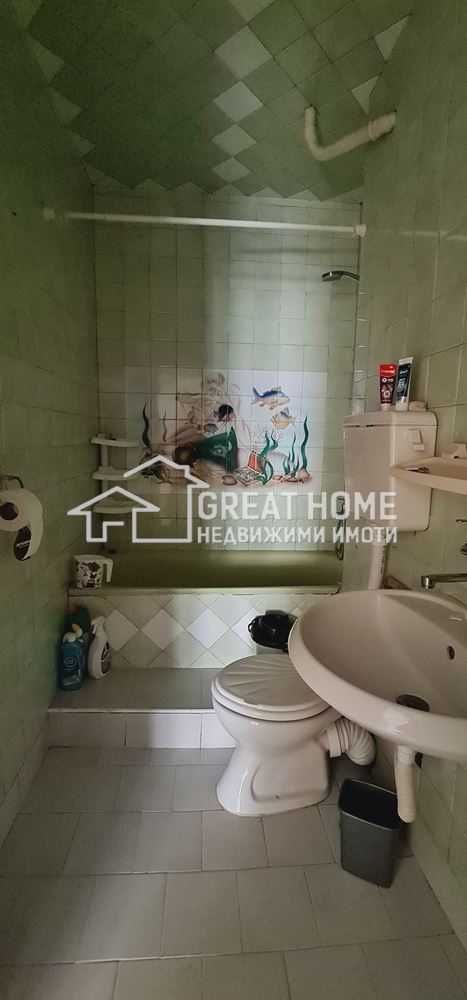 Продава се Тристаен апартамент в Търговище, Запад 2 - 82 кв.м за 902 €/кв.м - Снимка #12