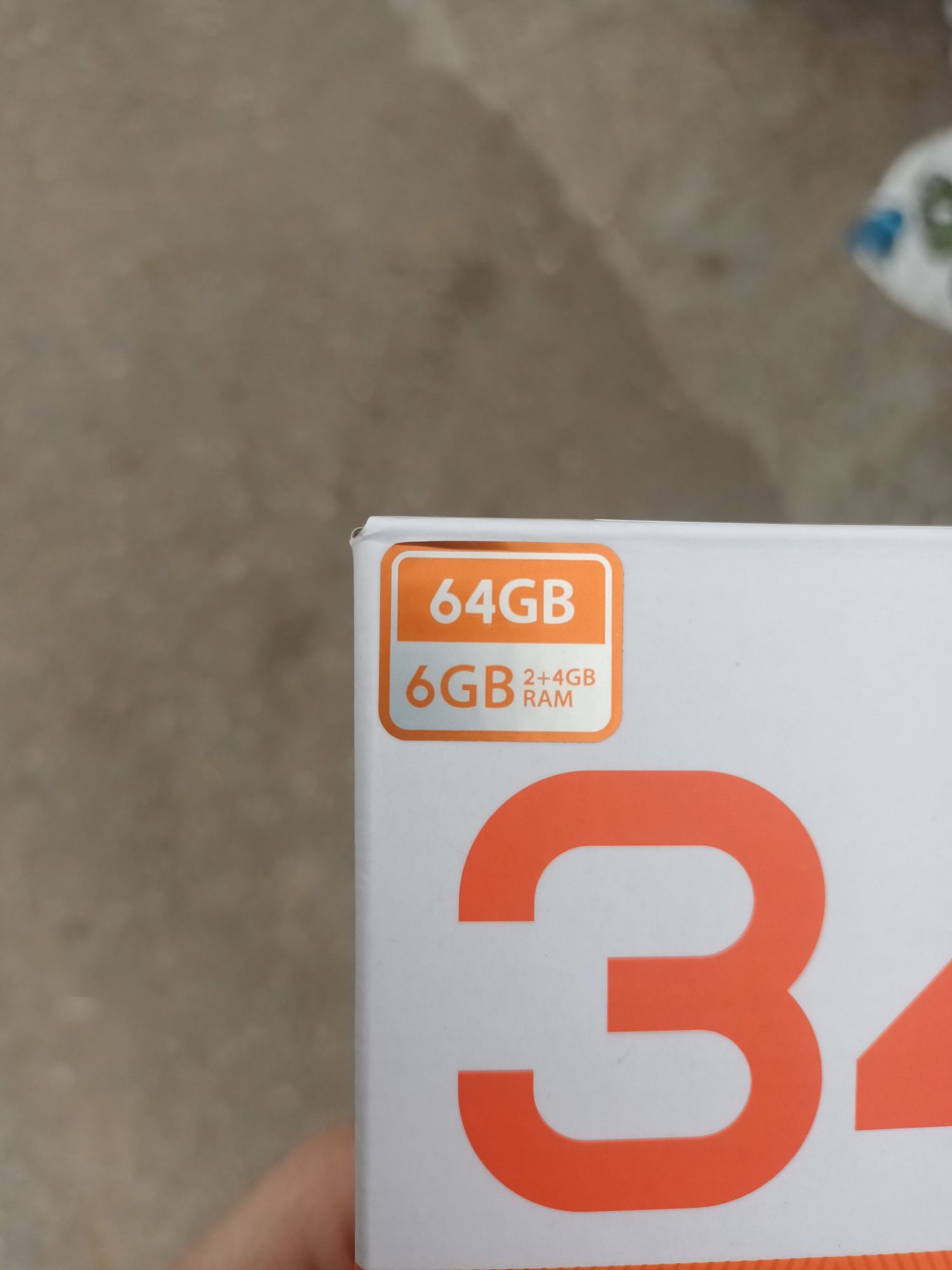 Telefon zte a34.