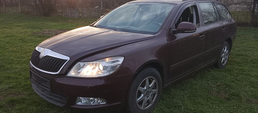 Dezmembrez skoda octavia 2 facelift 1,8 tsi DSG