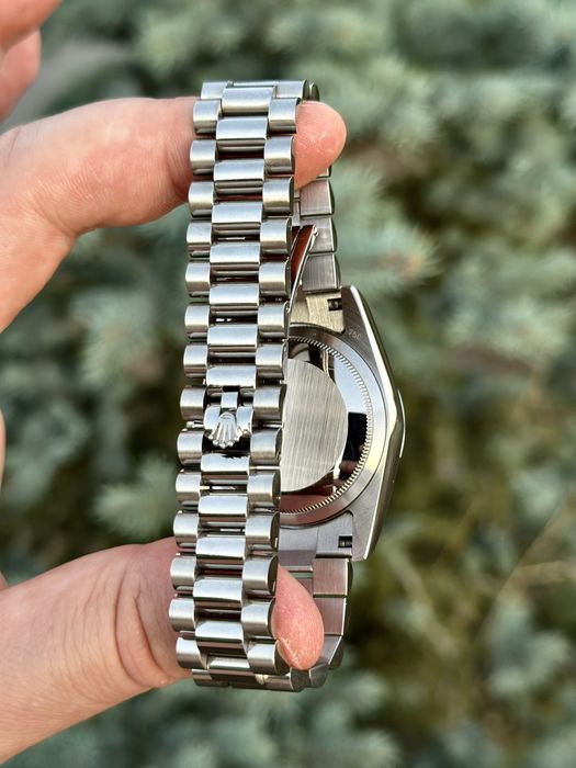 rolex daydate blue dial 36,mm lady