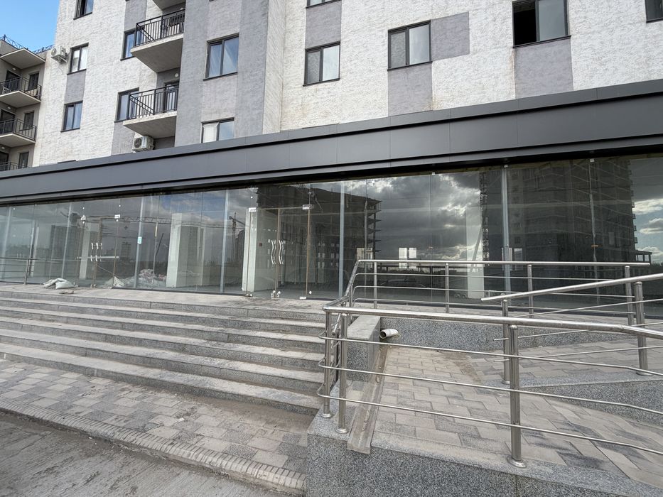 Urganch cityda dokon sotiladi