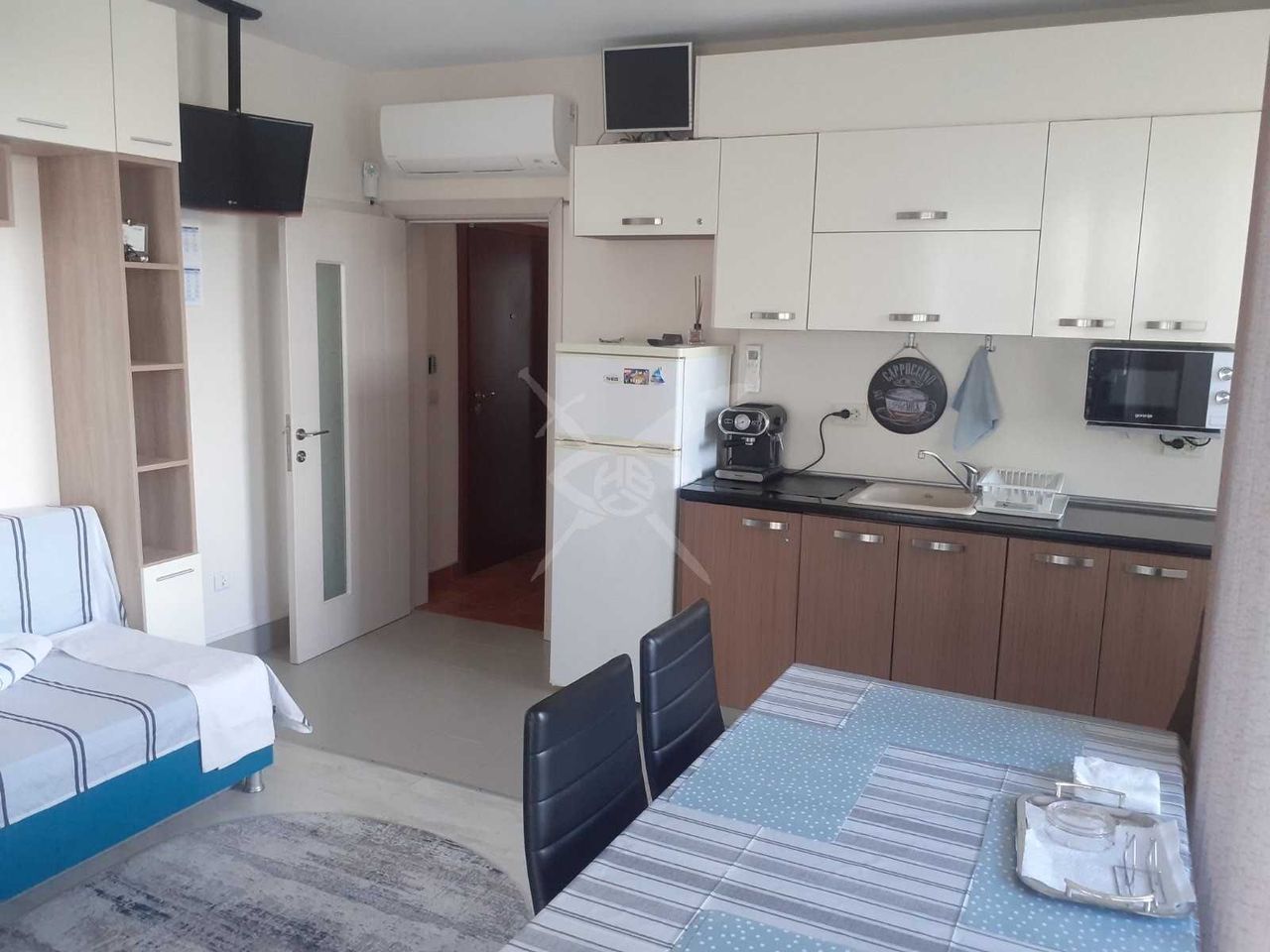 Продава се Двустаен апартамент в Поморие - 58 кв.м за 1466 €/кв.м - Снимка #2