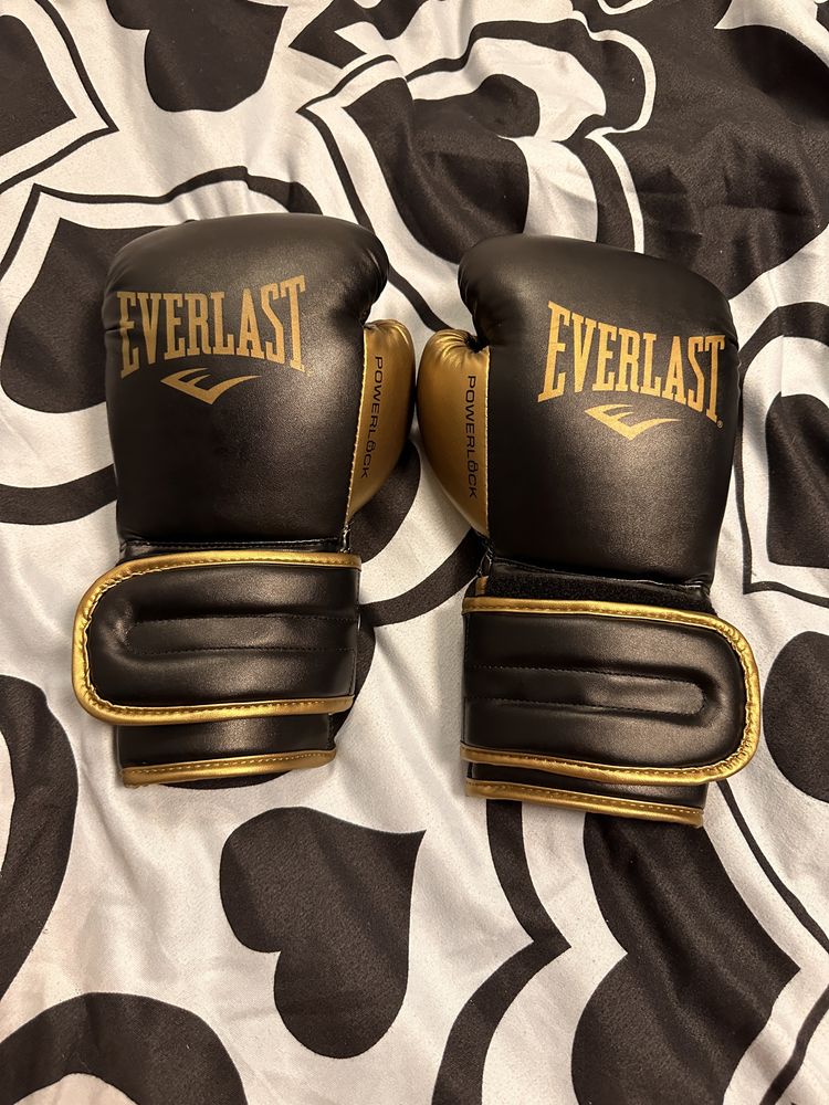 Vand manusi Everlast