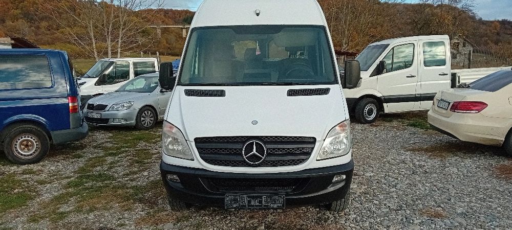 Mercedes Sprinter 2.2Diesel EURO5/ usi pe ambele parti/ adus de 2zile