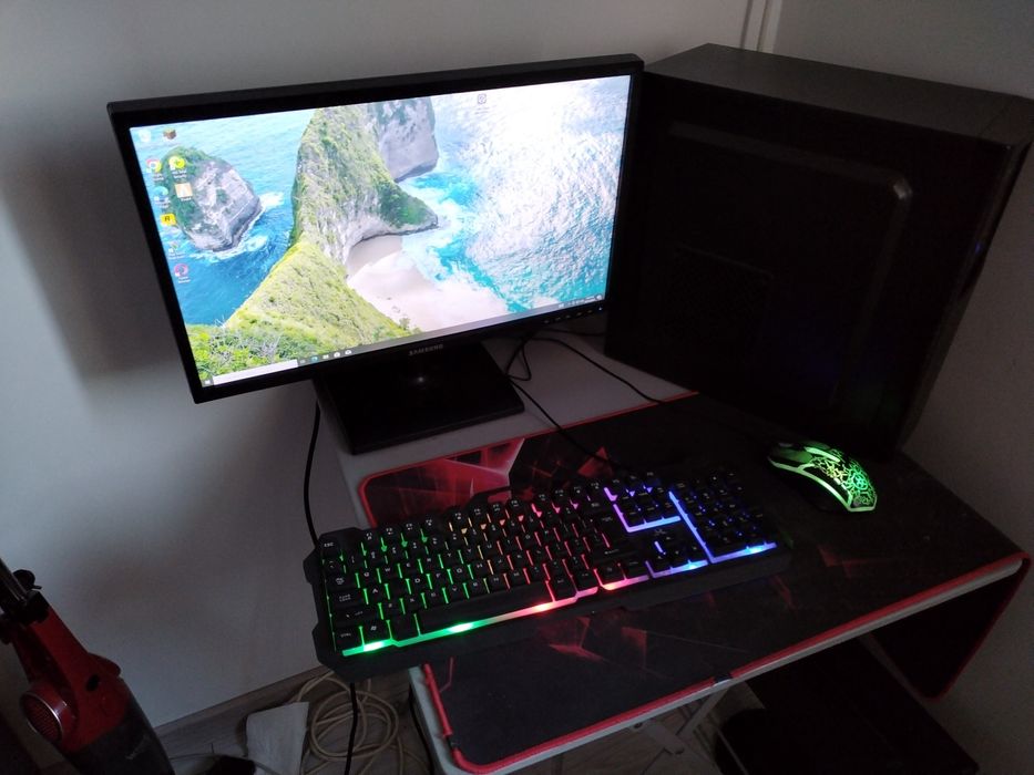 Vand/schimb unitate pc gaming